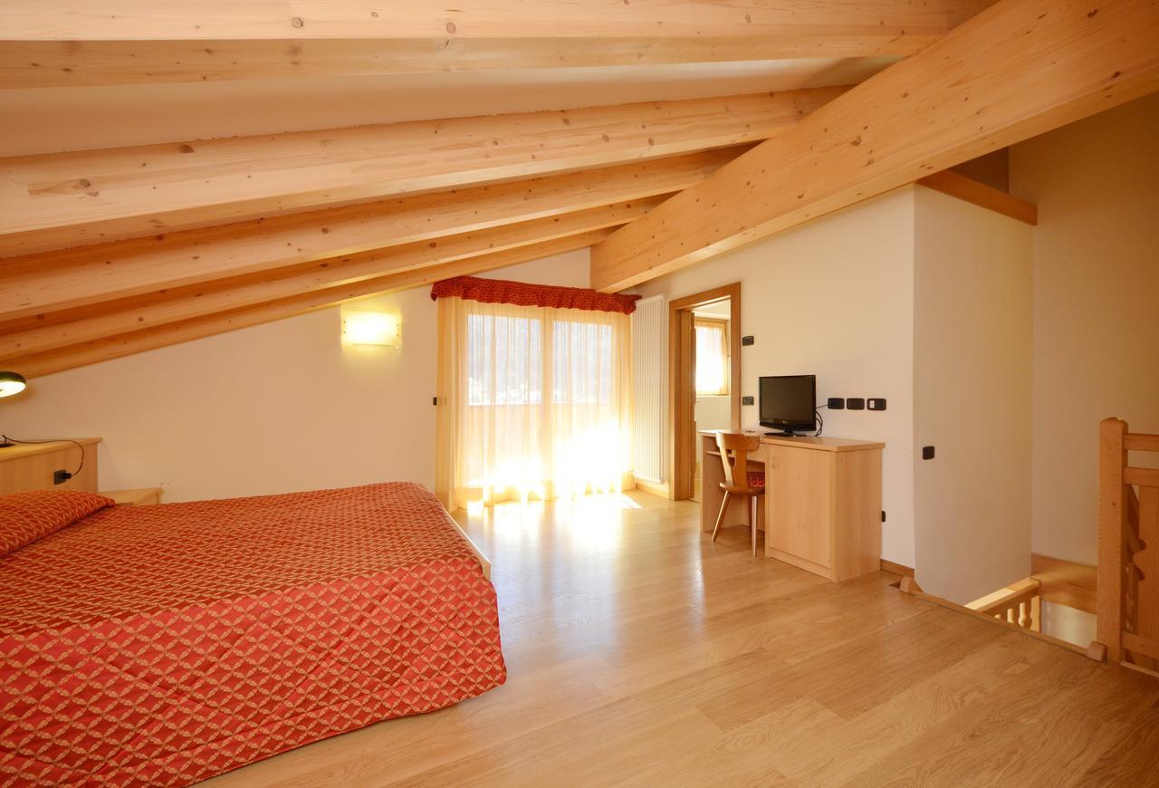Hotel La Soldanella Моэна Экстерьер фото