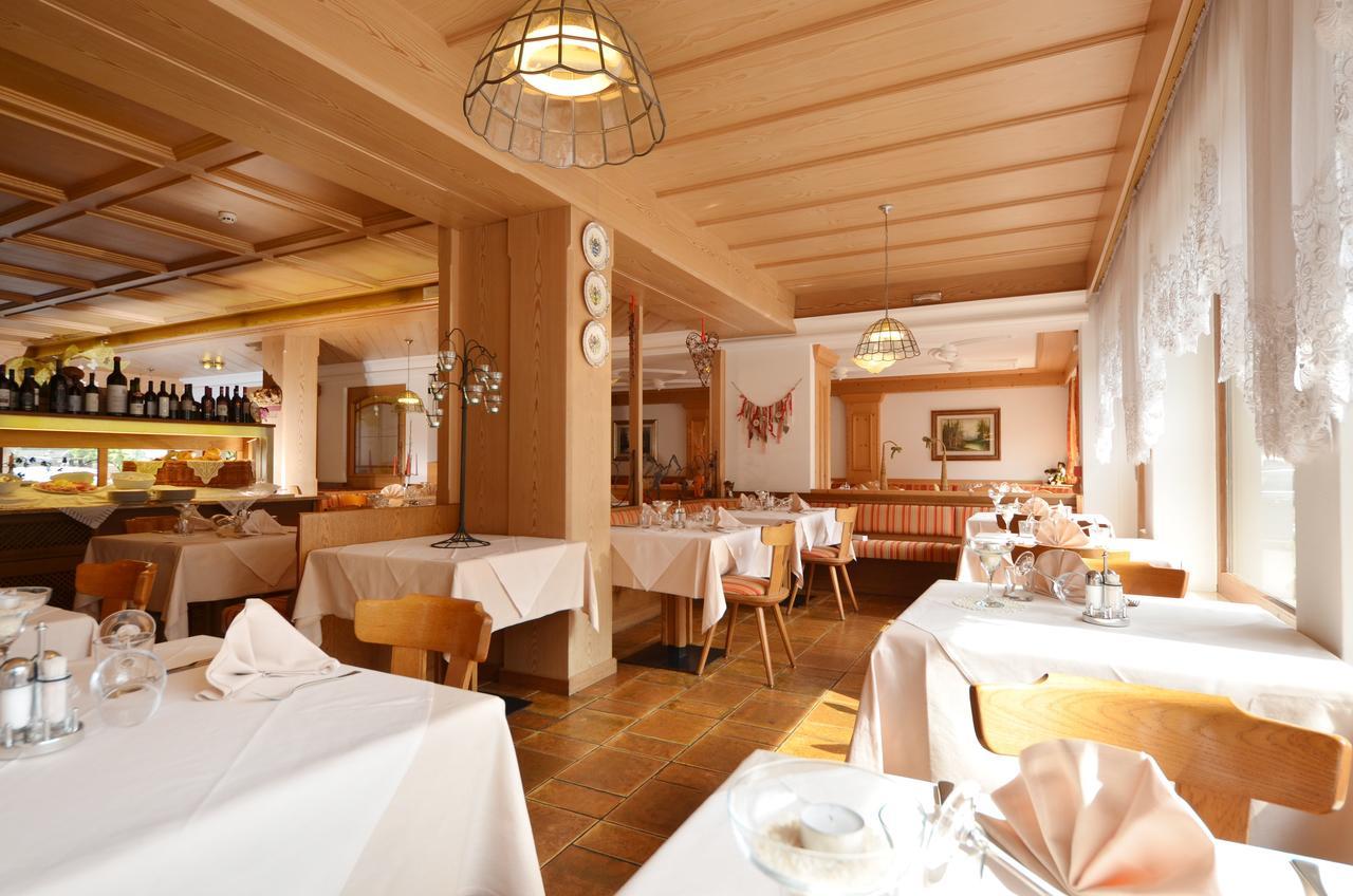 Hotel La Soldanella Моэна Экстерьер фото
